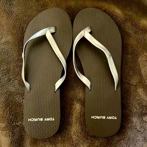 Tory Burch Brand New brown and silver flip flops Size 7